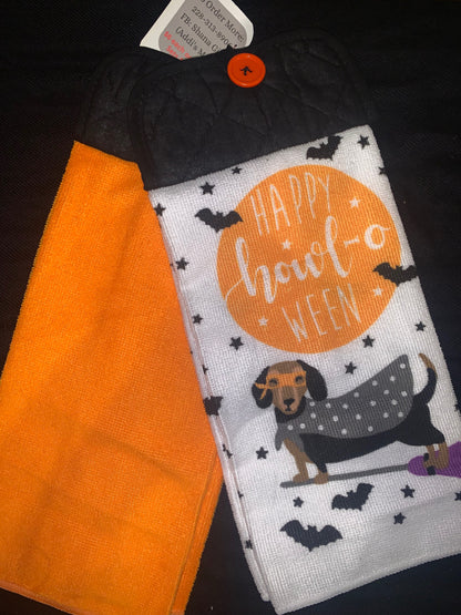 Happy Howl-O-Ween